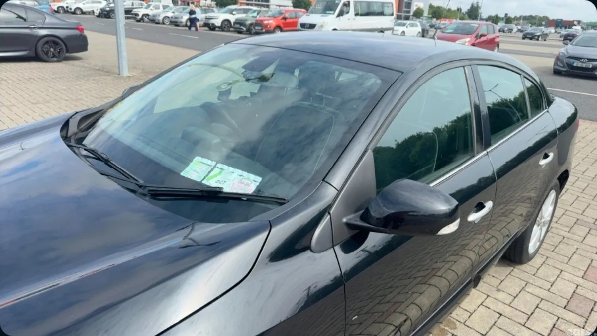 Renault Fluence Saloon, Diesel, 2015, Black