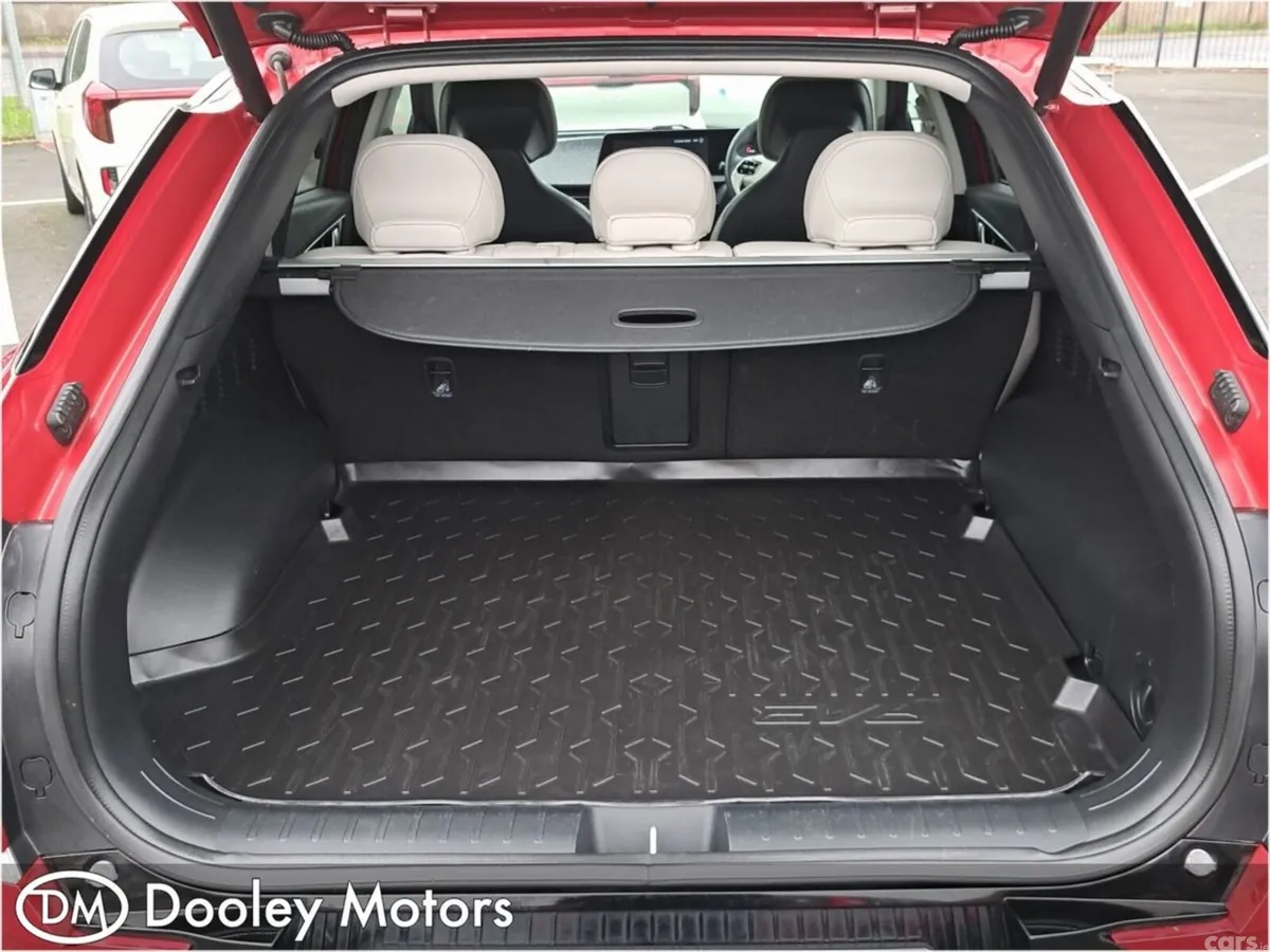 Kia EV6 MPV, Electric, 2023, Red