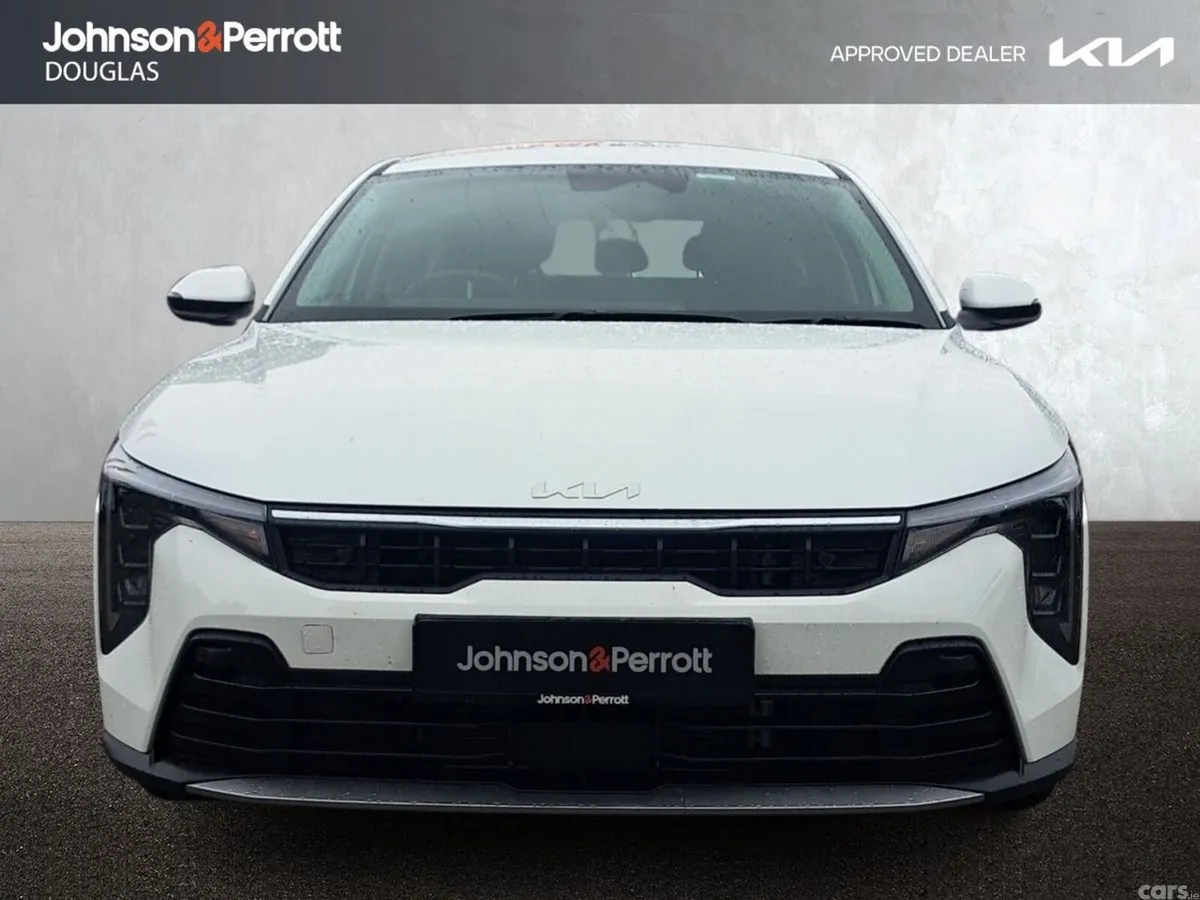 Kia K4 Hatchback, Petrol Hybrid, 2026, White