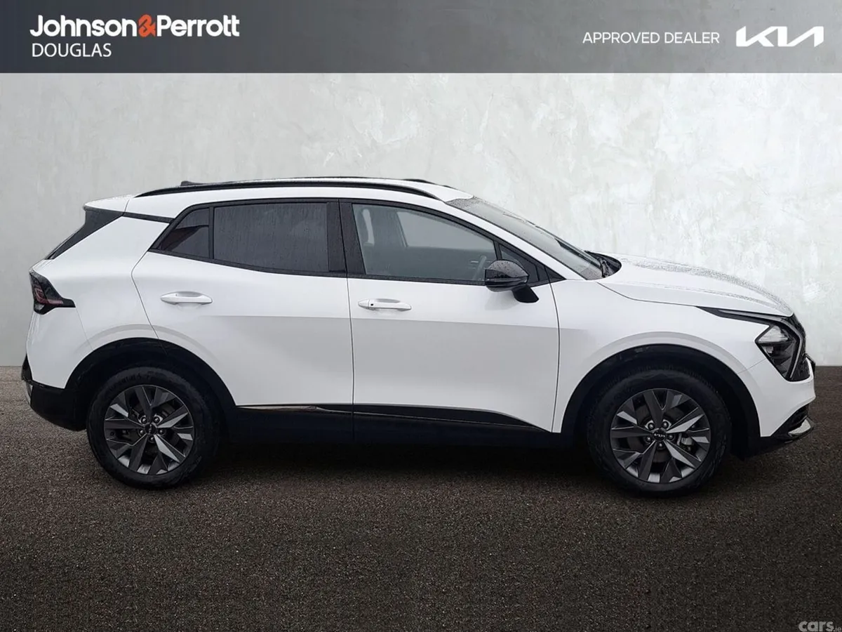 Kia Sportage SUV, Petrol Hybrid, 2026, White