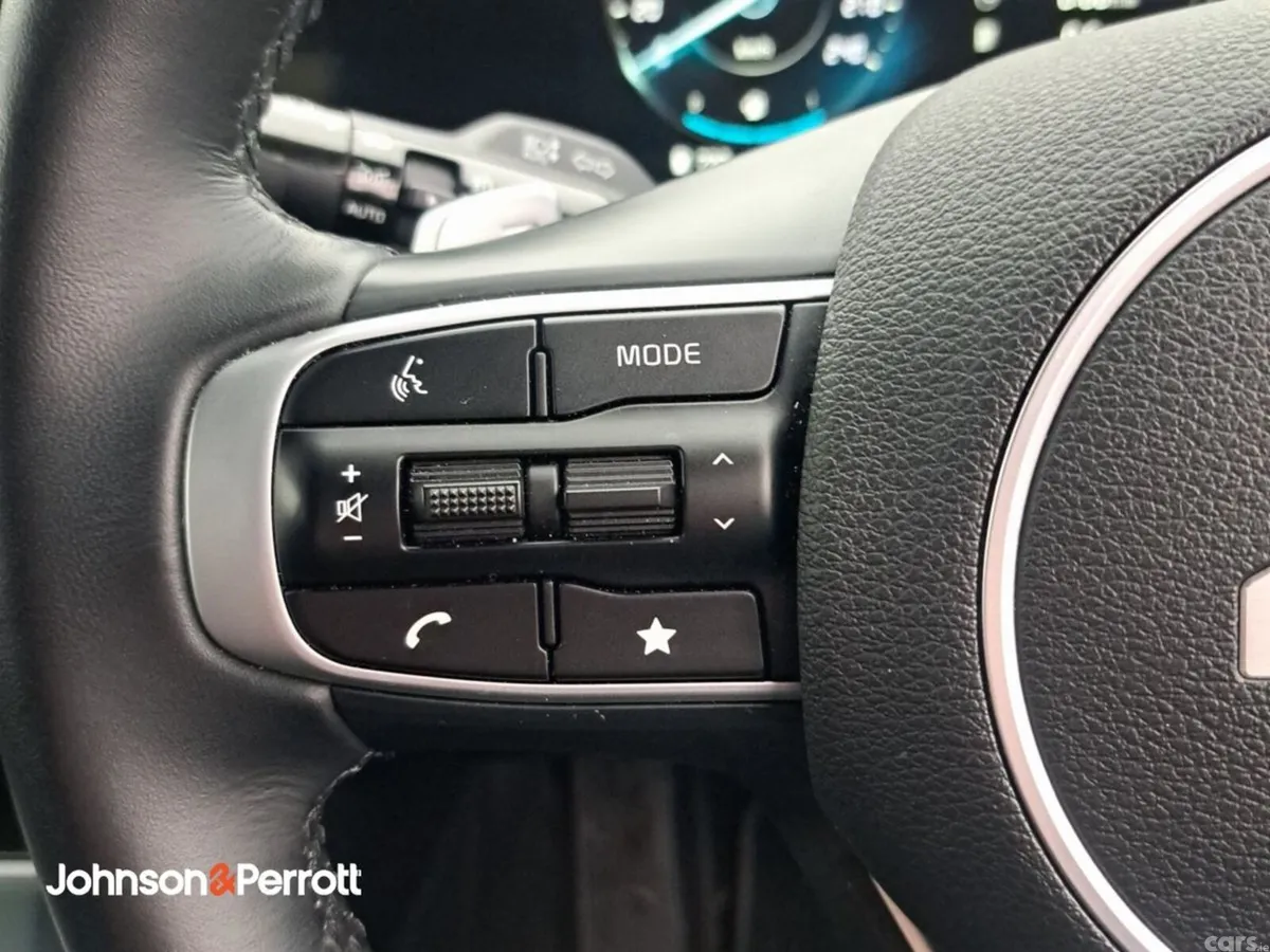 Kia Sportage SUV, Petrol Hybrid, 2026, White
