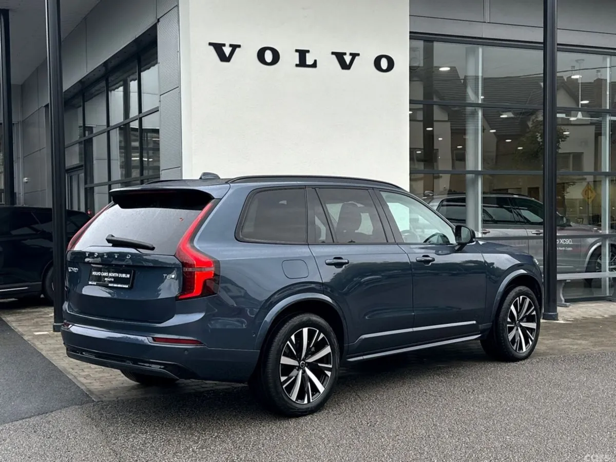 Volvo XC90 SUV, Petrol Plug-in Hybrid, 2025, Blue