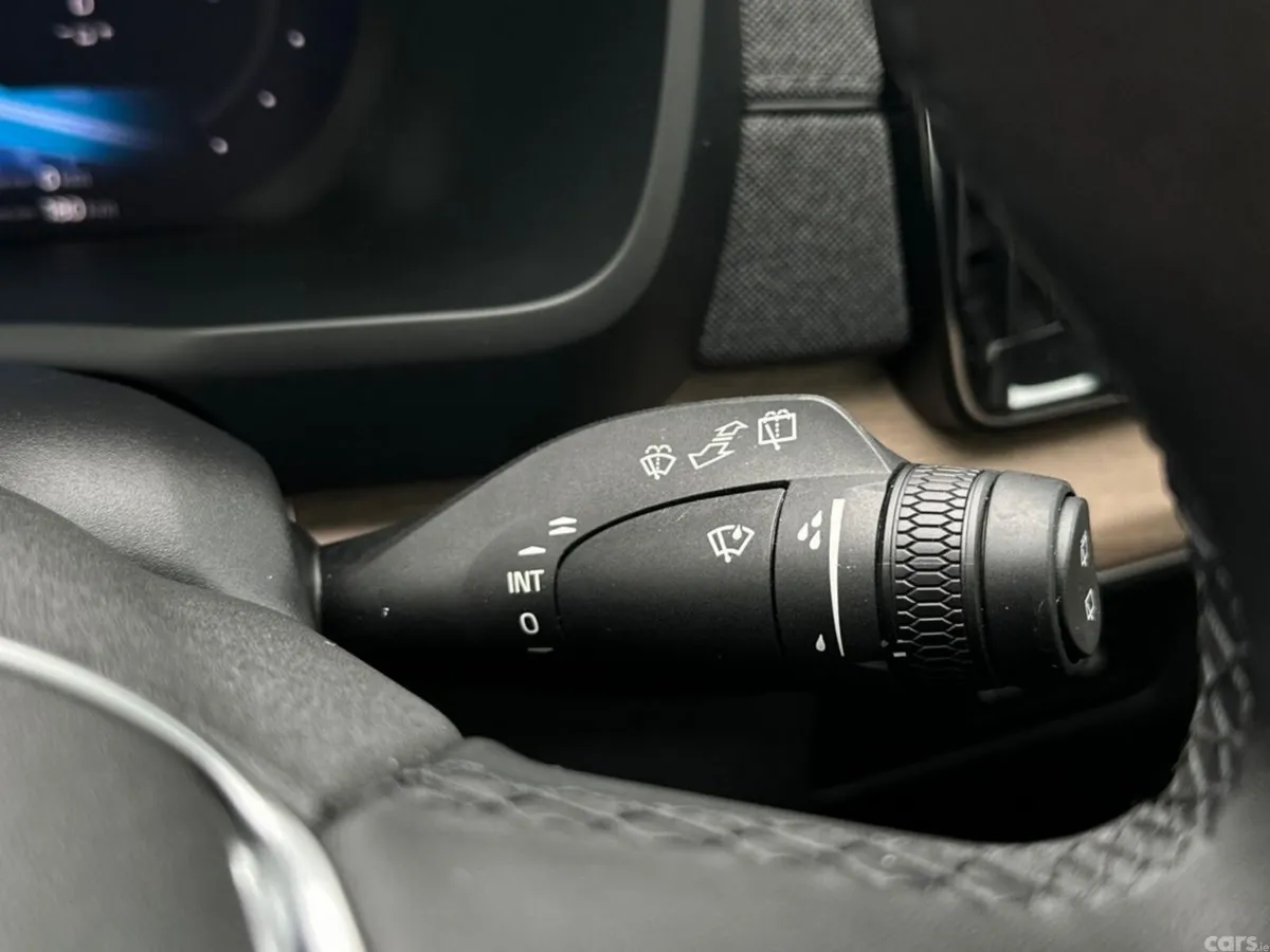 Volvo XC90 SUV, Petrol Plug-in Hybrid, 2025, Blue