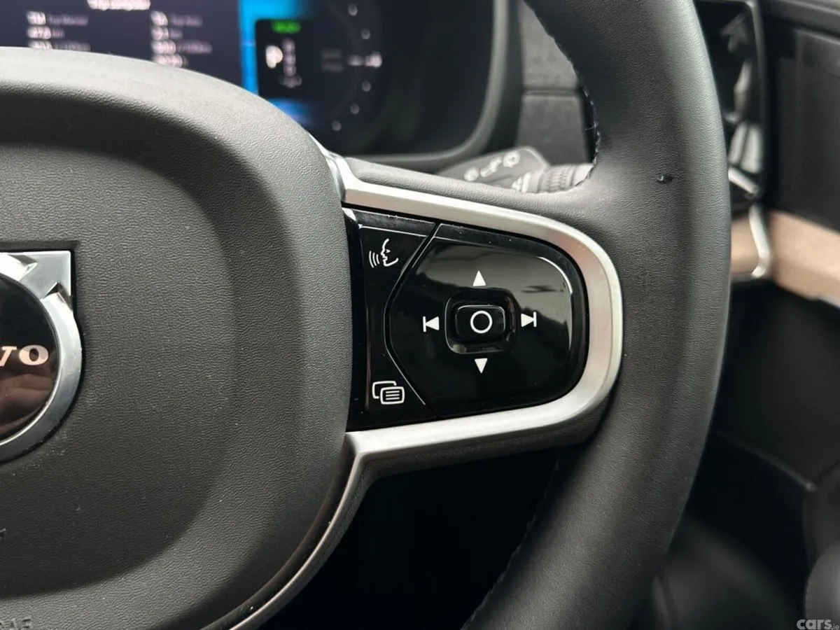 Volvo XC90 SUV, Petrol Plug-in Hybrid, 2025, Blue