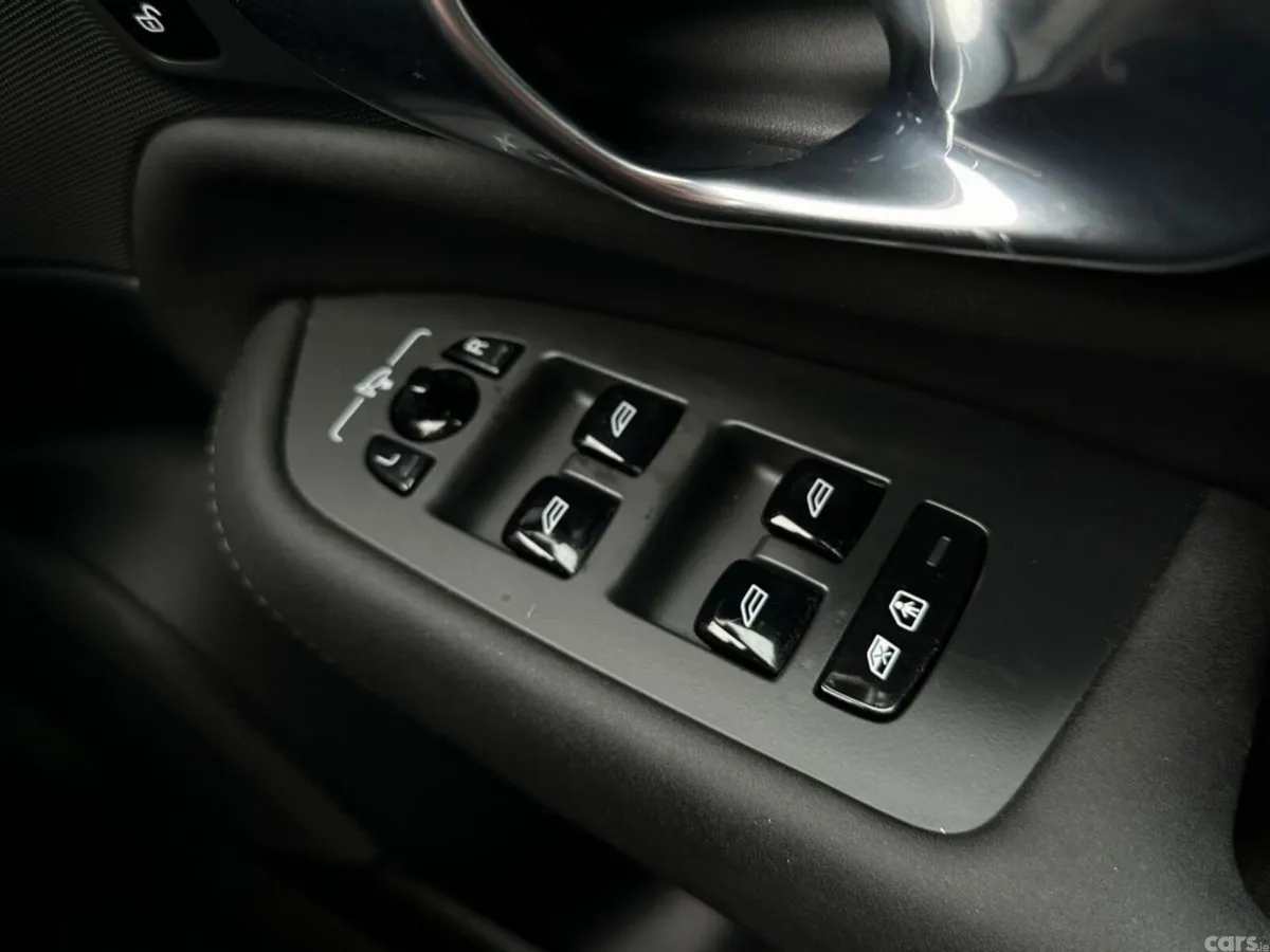 Volvo XC90 SUV, Petrol Plug-in Hybrid, 2025, Blue