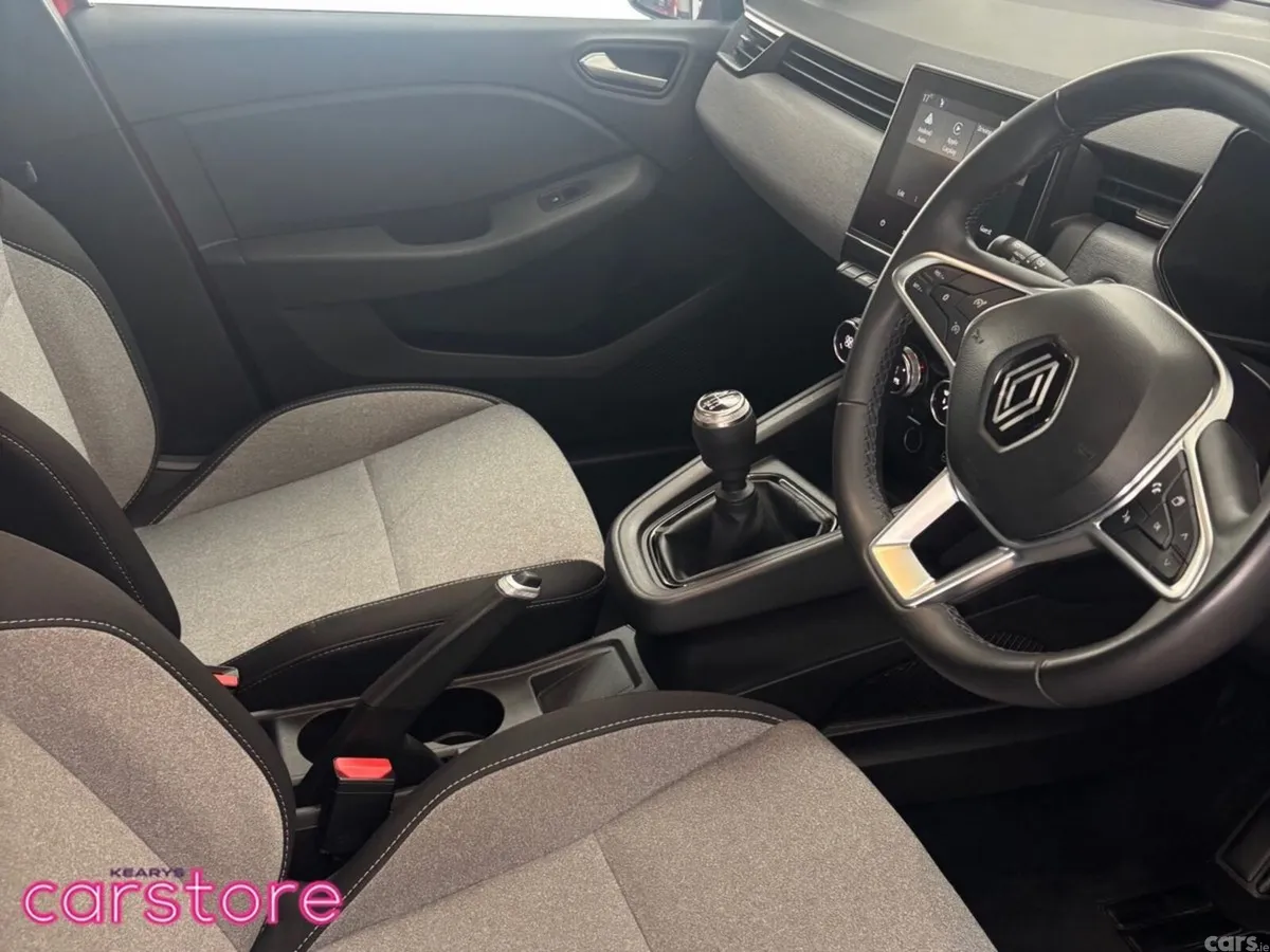 Renault Clio Hatchback, Petrol, 2024, Red