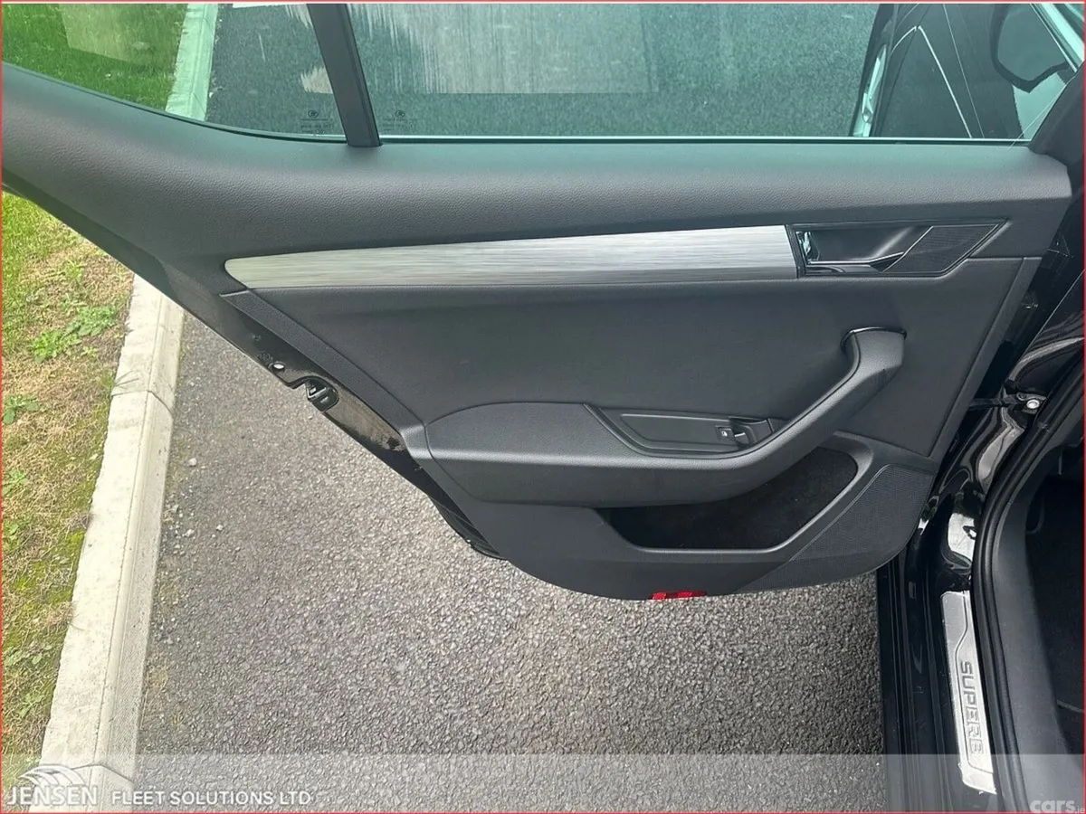 Skoda Superb Saloon, Diesel, 2023, Black