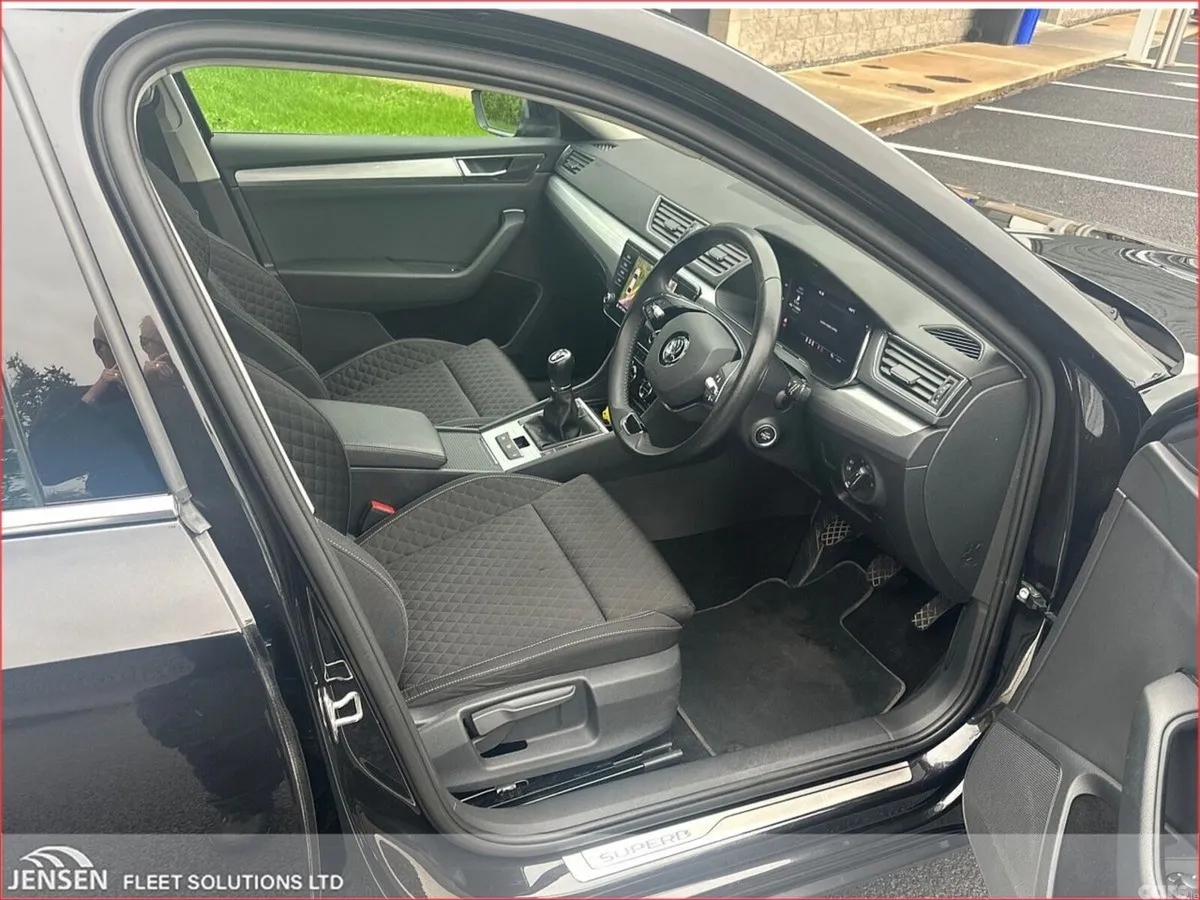 Skoda Superb Saloon, Diesel, 2023, Black