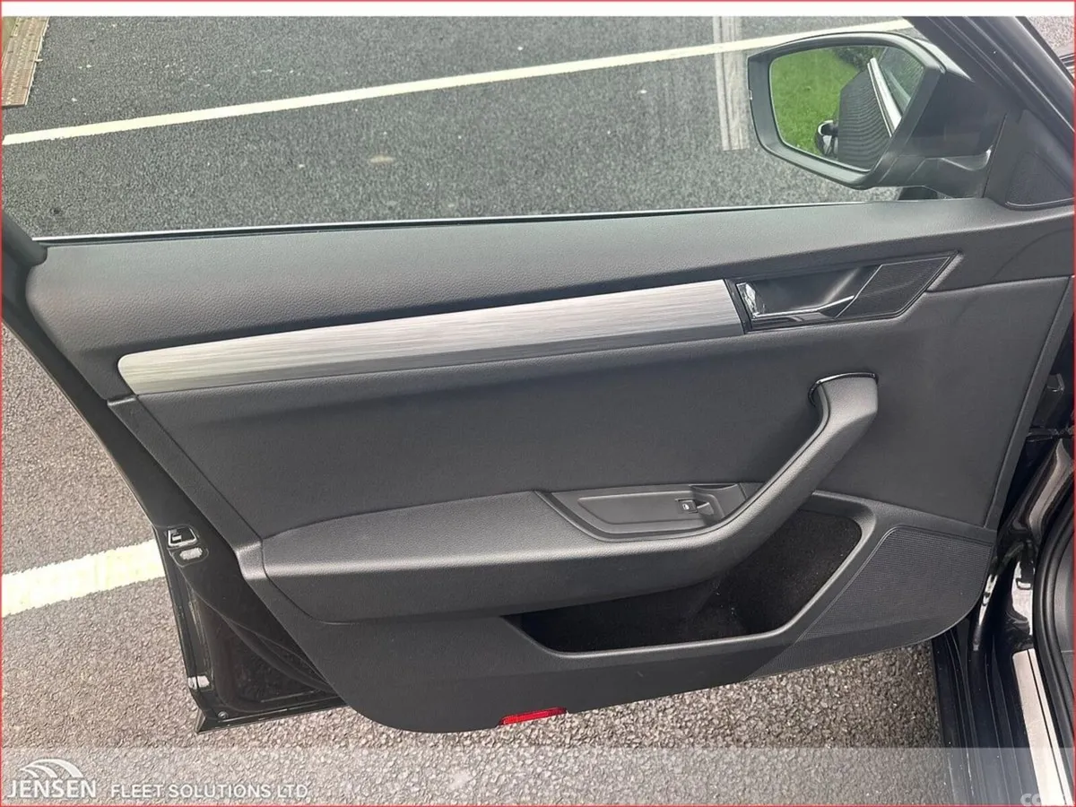 Skoda Superb Saloon, Diesel, 2023, Black