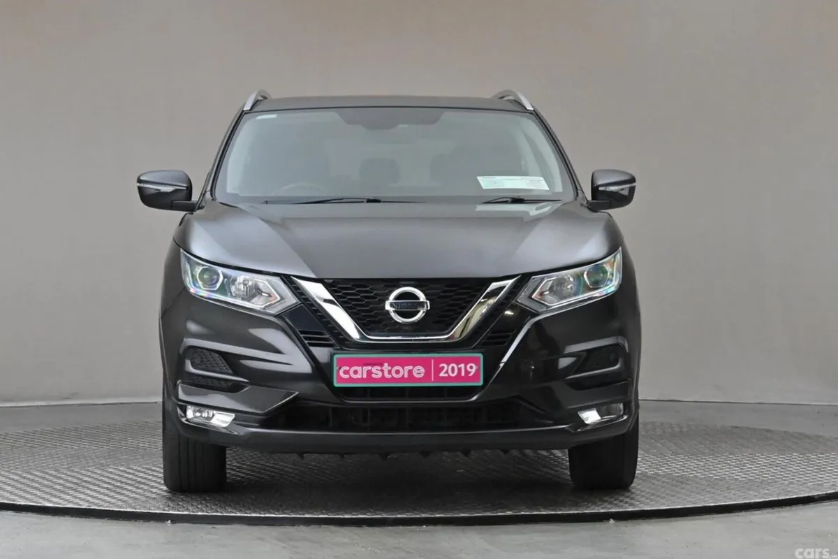 Nissan Qashqai SUV, Petrol, 2019, Black