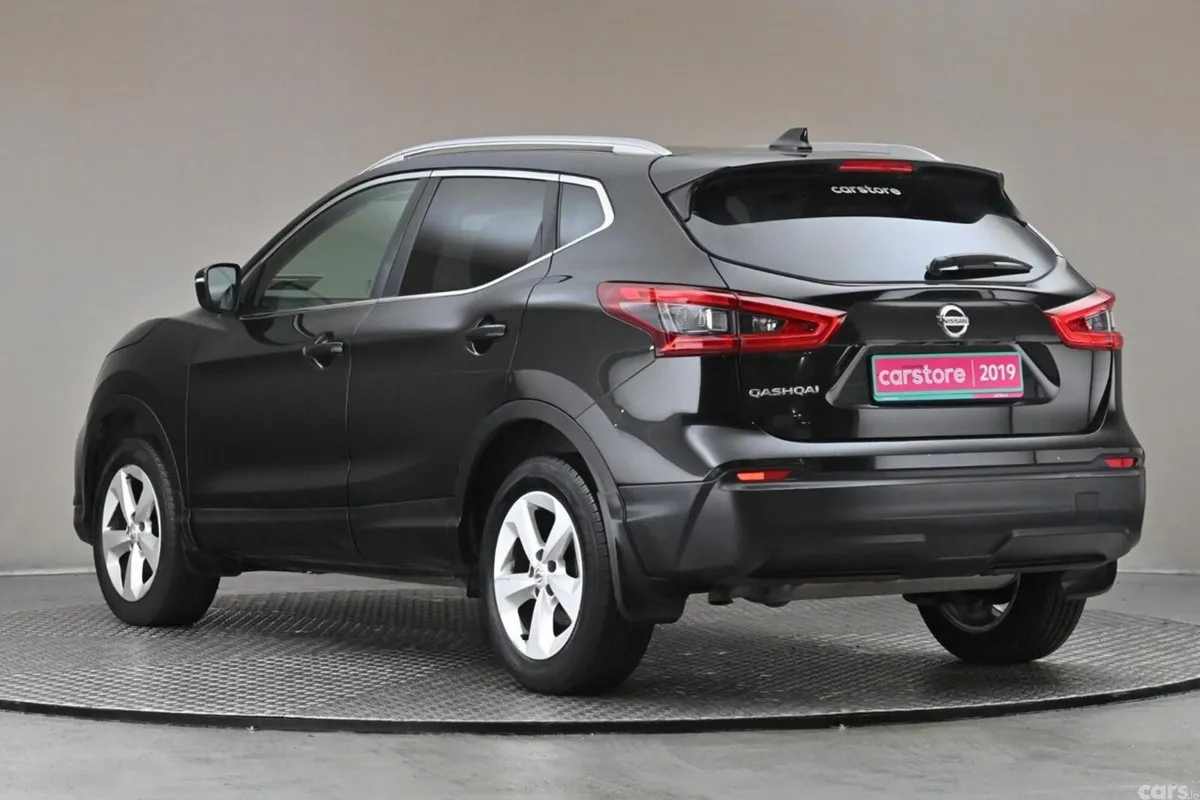 Nissan Qashqai SUV, Petrol, 2019, Black