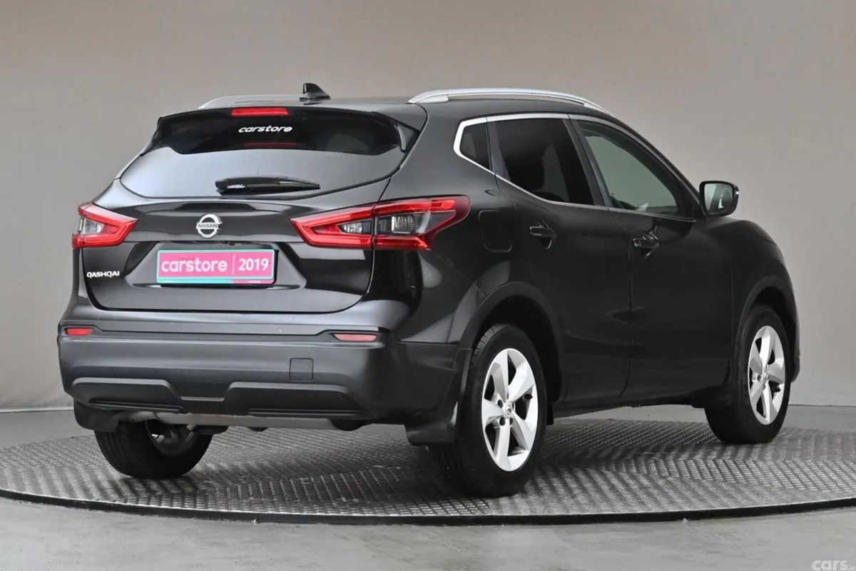 Nissan Qashqai SUV, Petrol, 2019, Black
