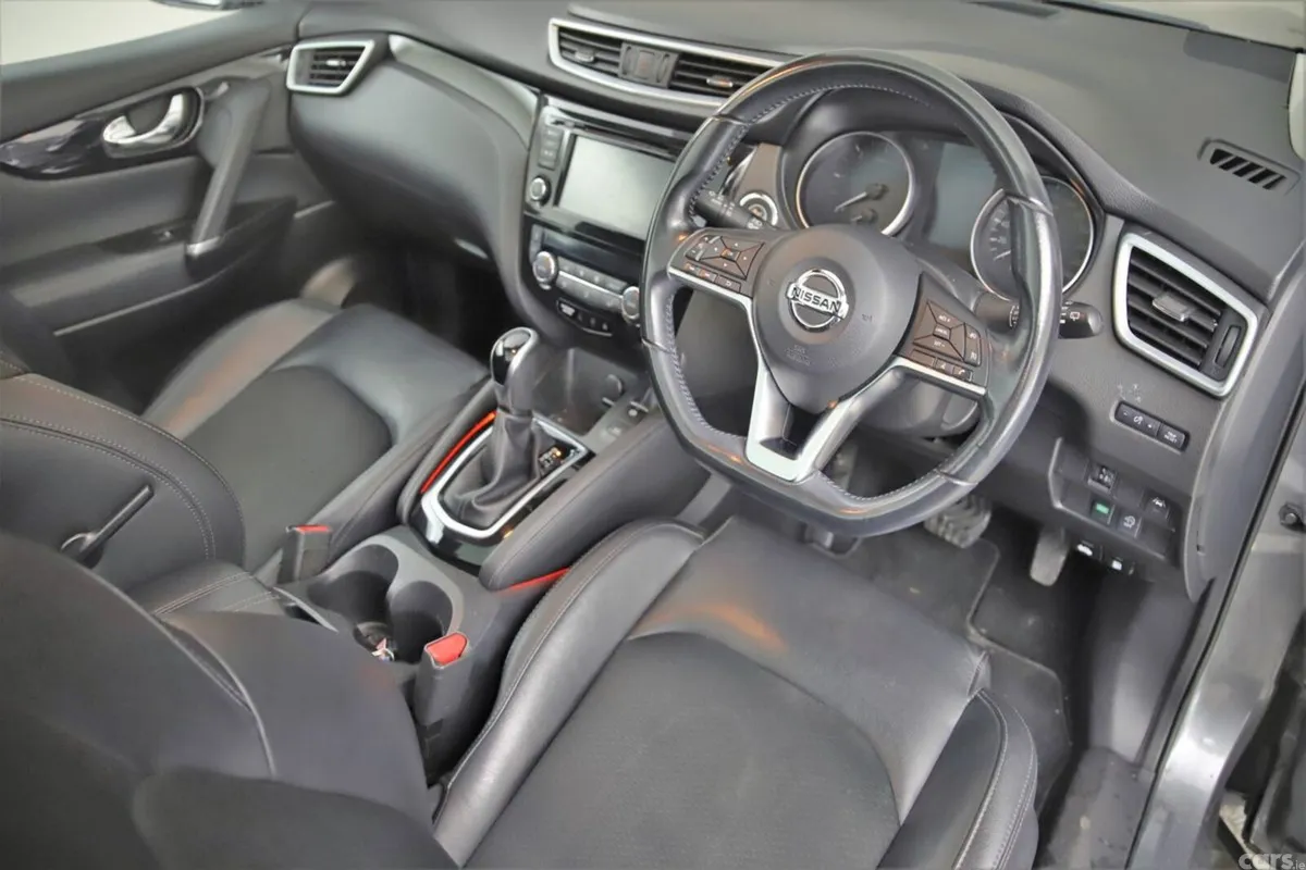 Nissan Qashqai SUV, Diesel, 2019, Grey