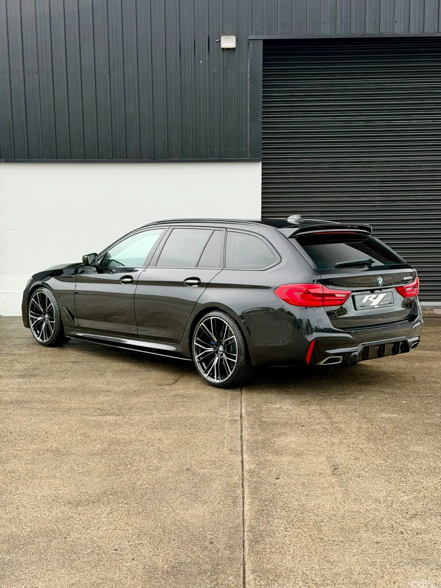 BMW 5-Series Estate, Diesel, 2018, Black