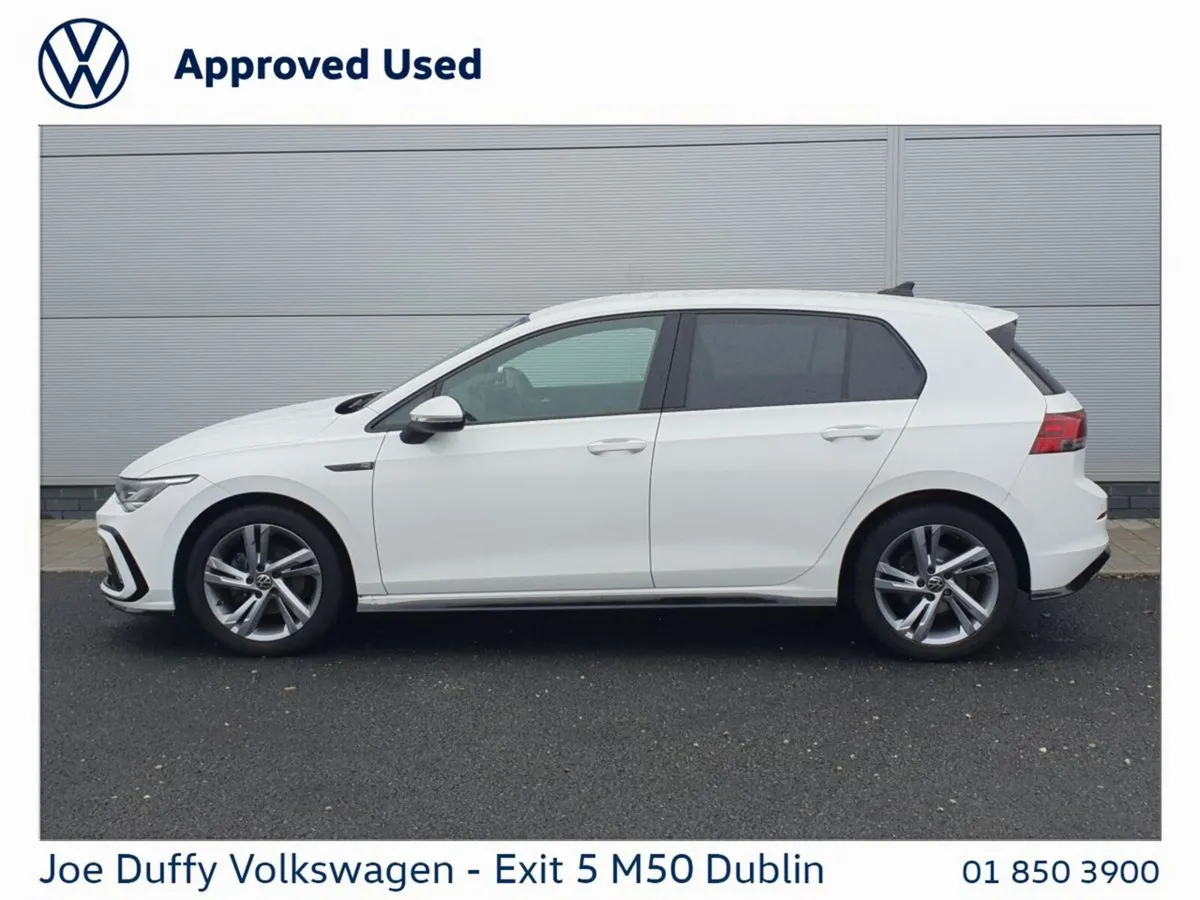 Volkswagen Golf Estate, Petrol, 2024, White