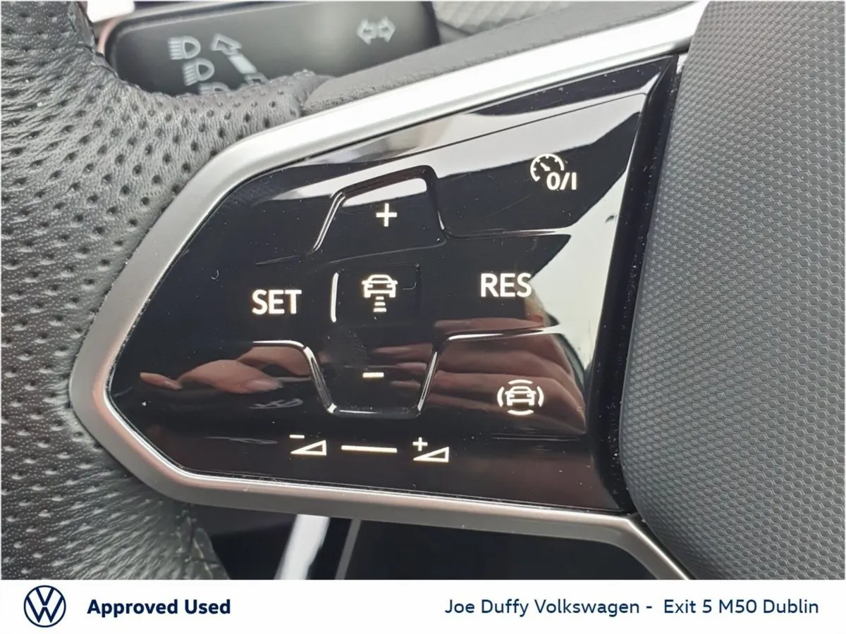 Volkswagen Golf Estate, Petrol, 2024, White