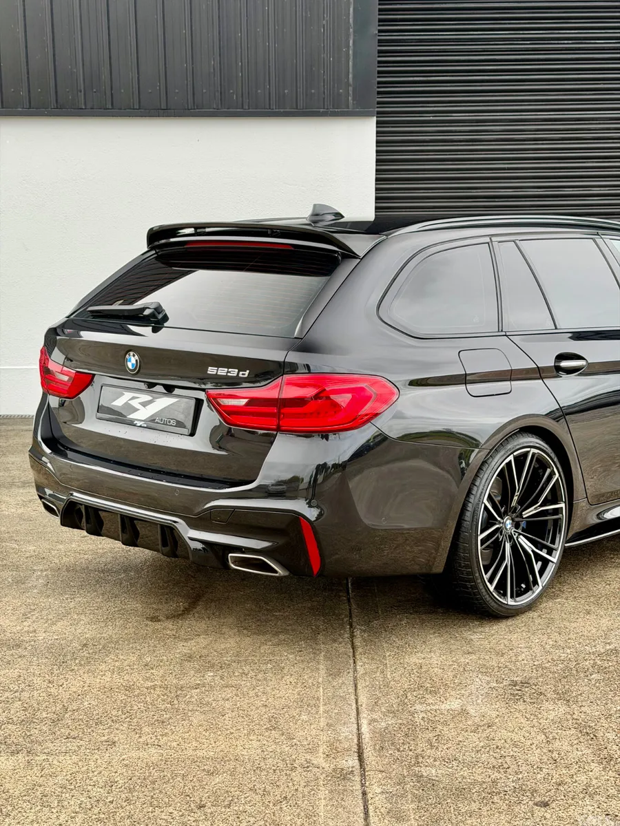 BMW 5-Series Estate, Diesel, 2018, Black