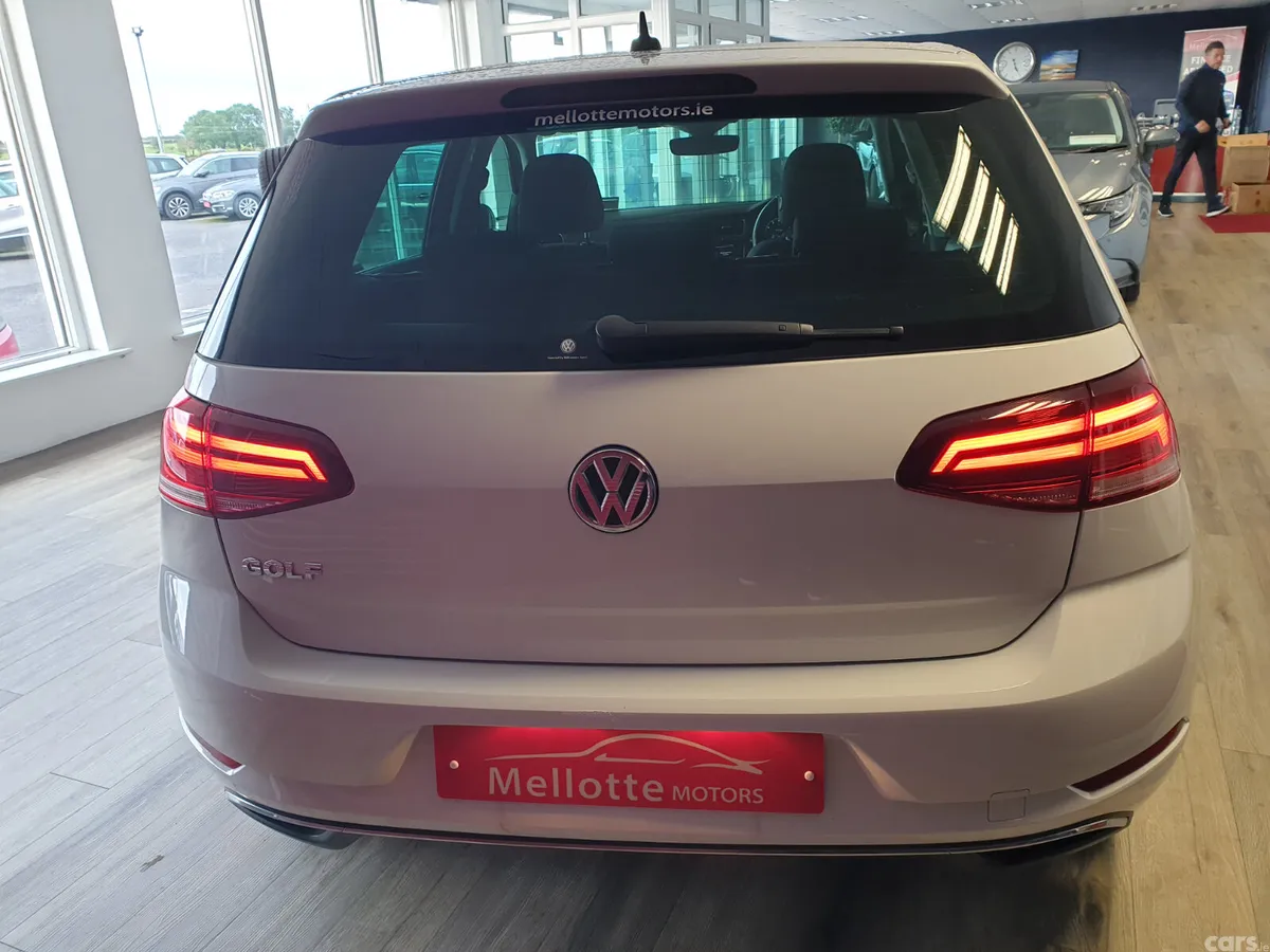 Volkswagen Golf Hatchback, Petrol, 2018, White