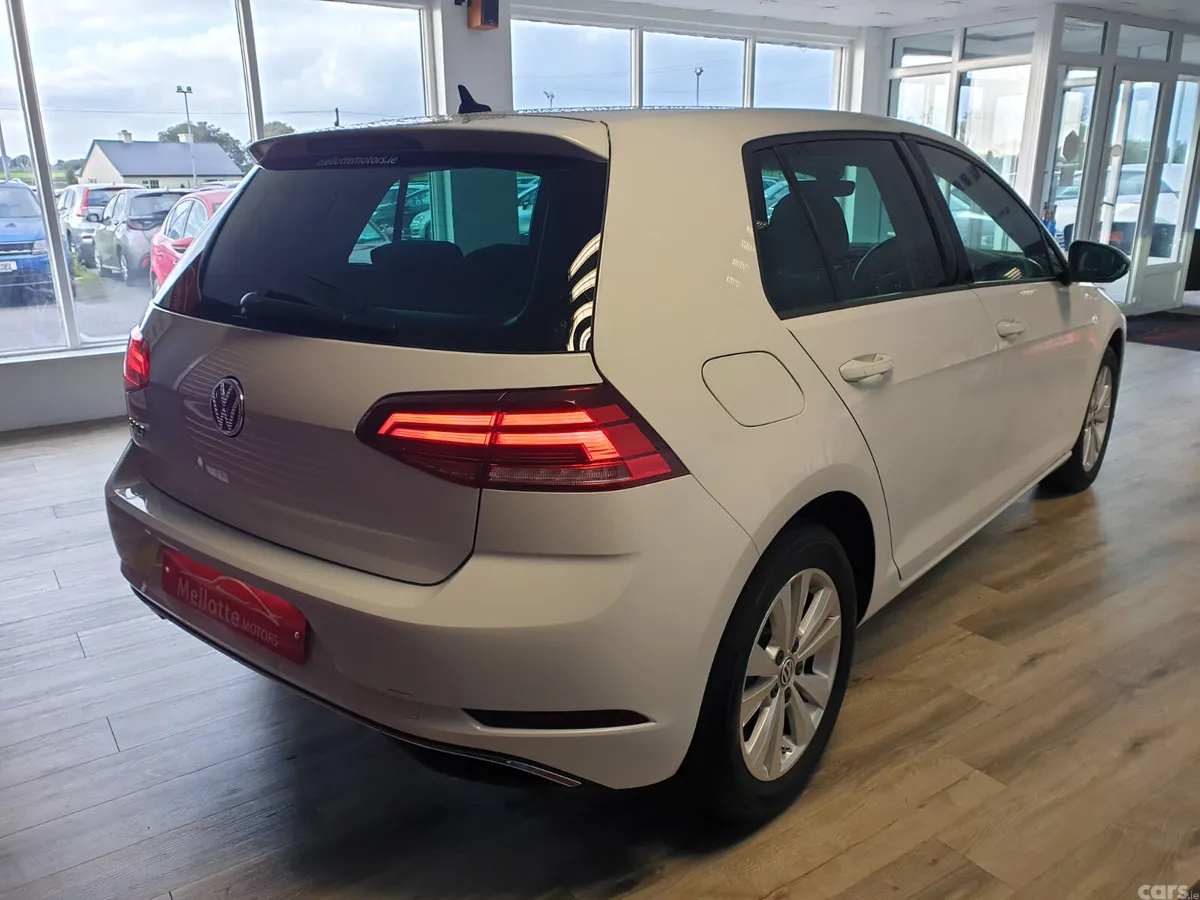 Volkswagen Golf Hatchback, Petrol, 2018, White