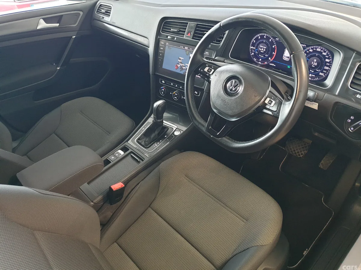 Volkswagen Golf Hatchback, Petrol, 2018, White