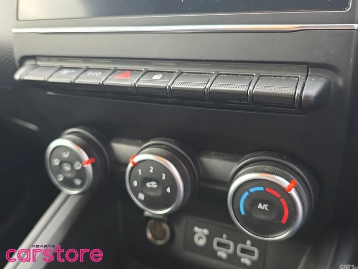 Renault Clio Hatchback, Petrol, 2023, Blue