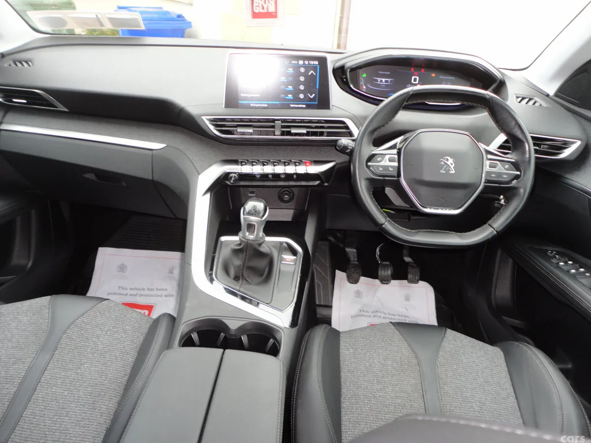 Peugeot 3008 Hatchback, Diesel, 2019, Grey