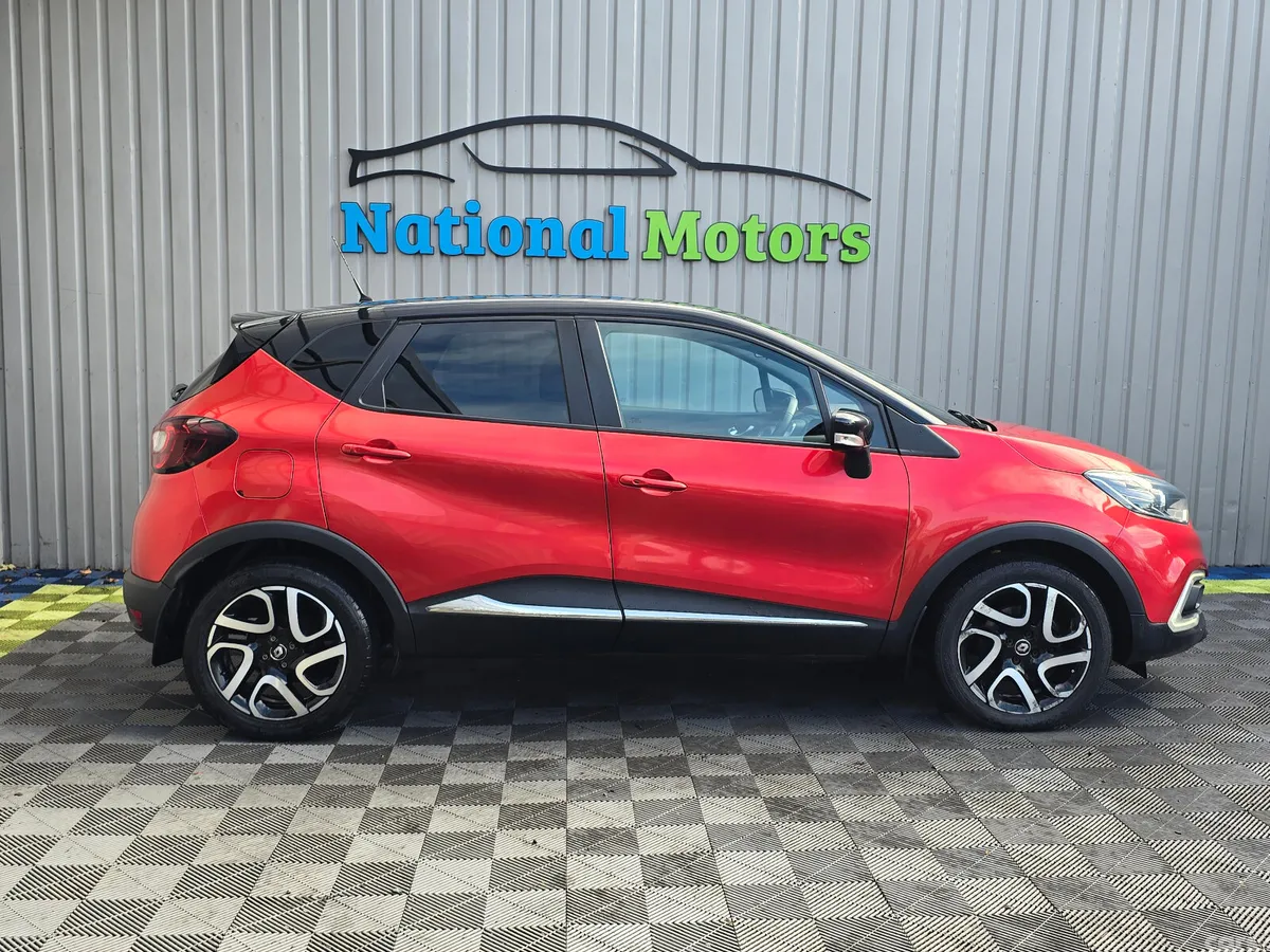 Renault Captur Hatchback, Diesel, 2019, Red