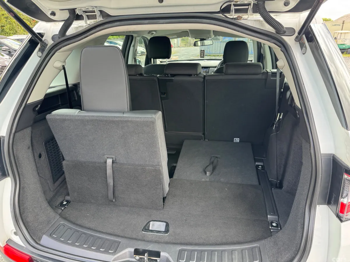 Land Rover Discovery SUV, Diesel, 2017, White
