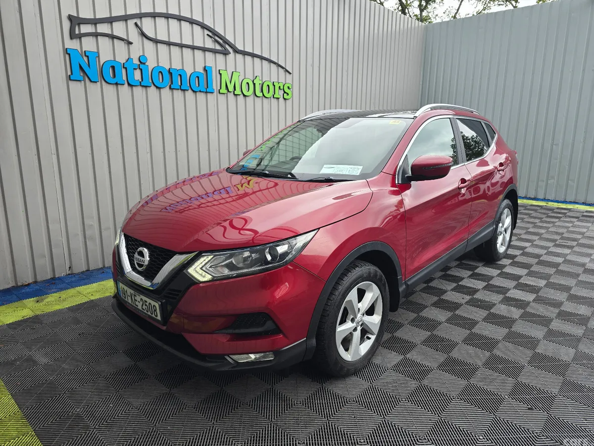 Nissan Qashqai MPV, Diesel, 2019, Red