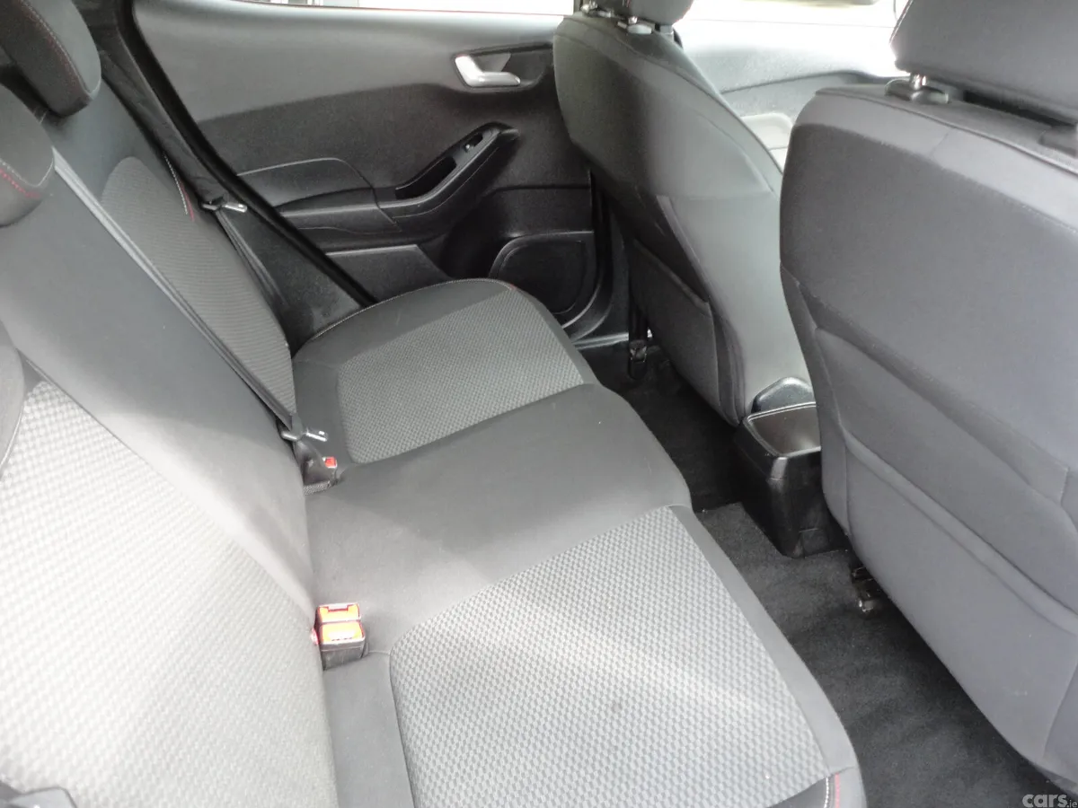 Ford Fiesta Hatchback, Diesel, 2018, Black