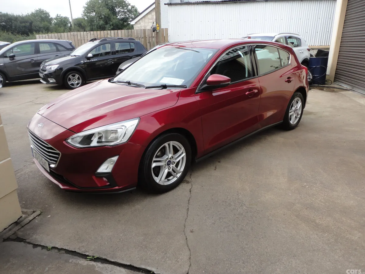 Ford Focus Hatchback, Diesel, 2020, Red