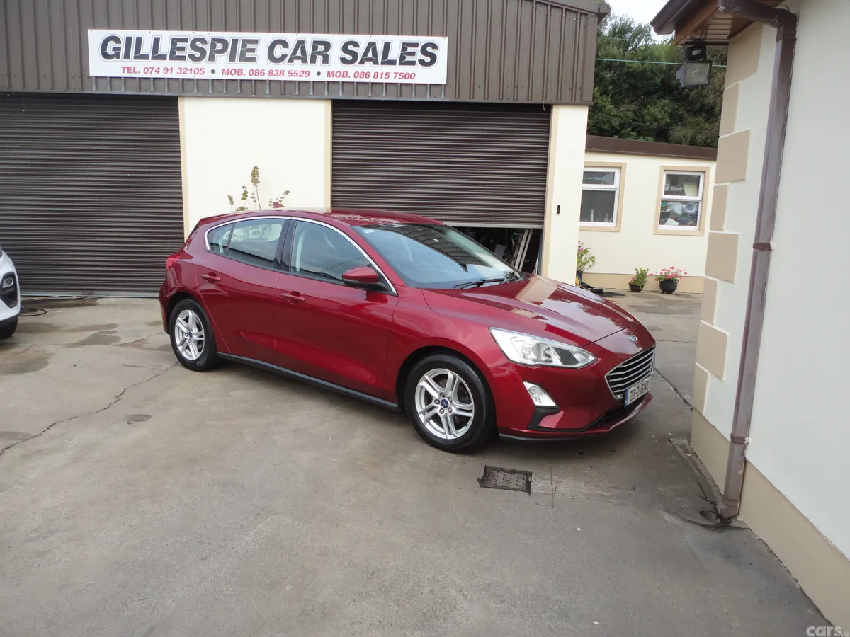 Ford Focus Hatchback, Diesel, 2020, Red