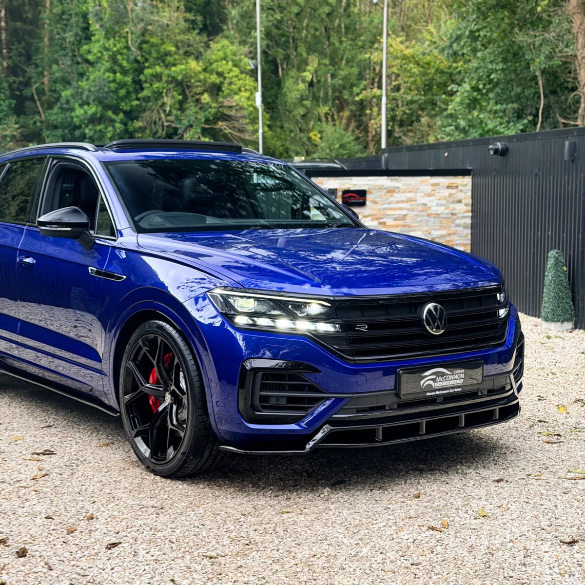 Volkswagen Touareg SUV, Petrol Plug-in Hybrid, 2023, Blue
