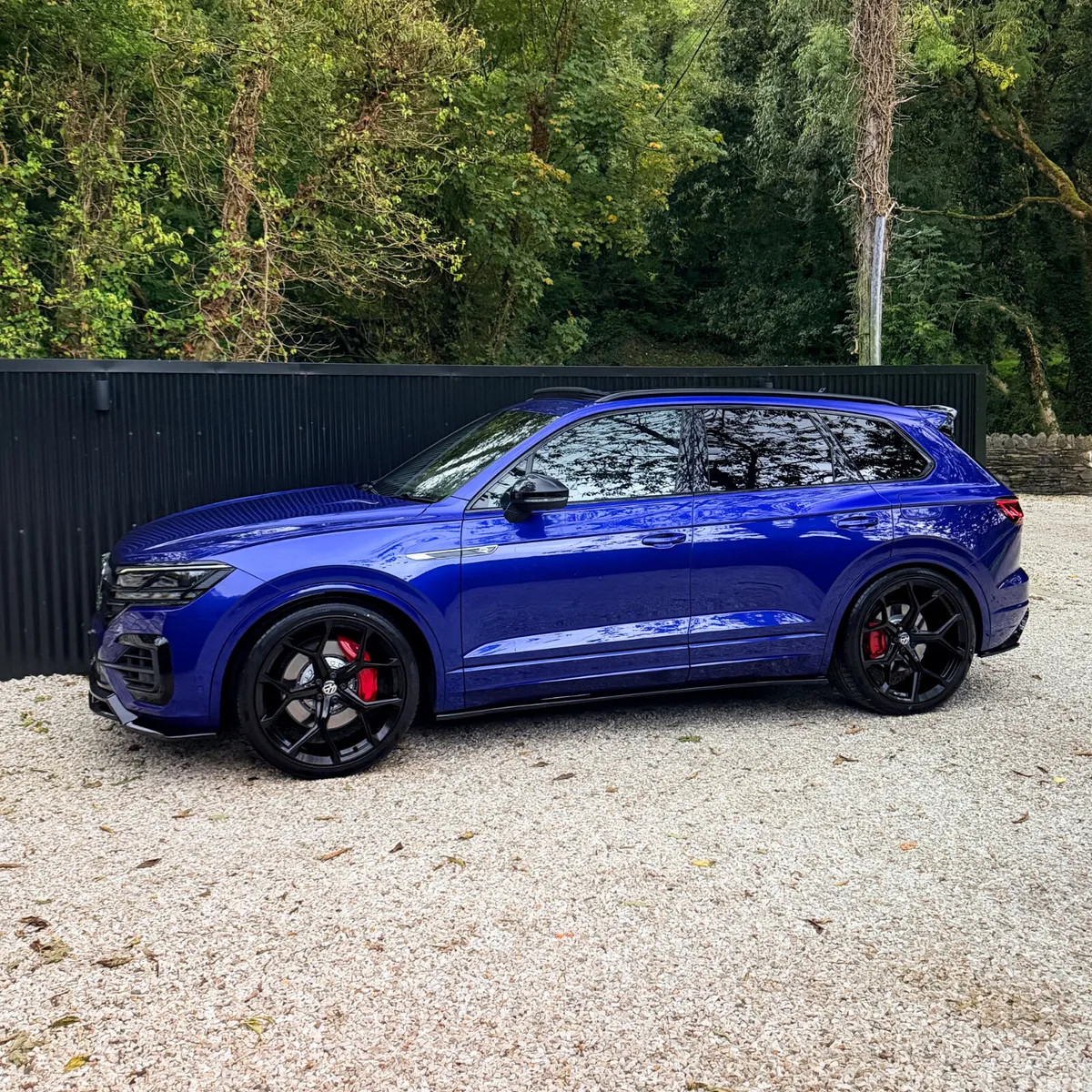 Volkswagen Touareg SUV, Petrol Plug-in Hybrid, 2023, Blue