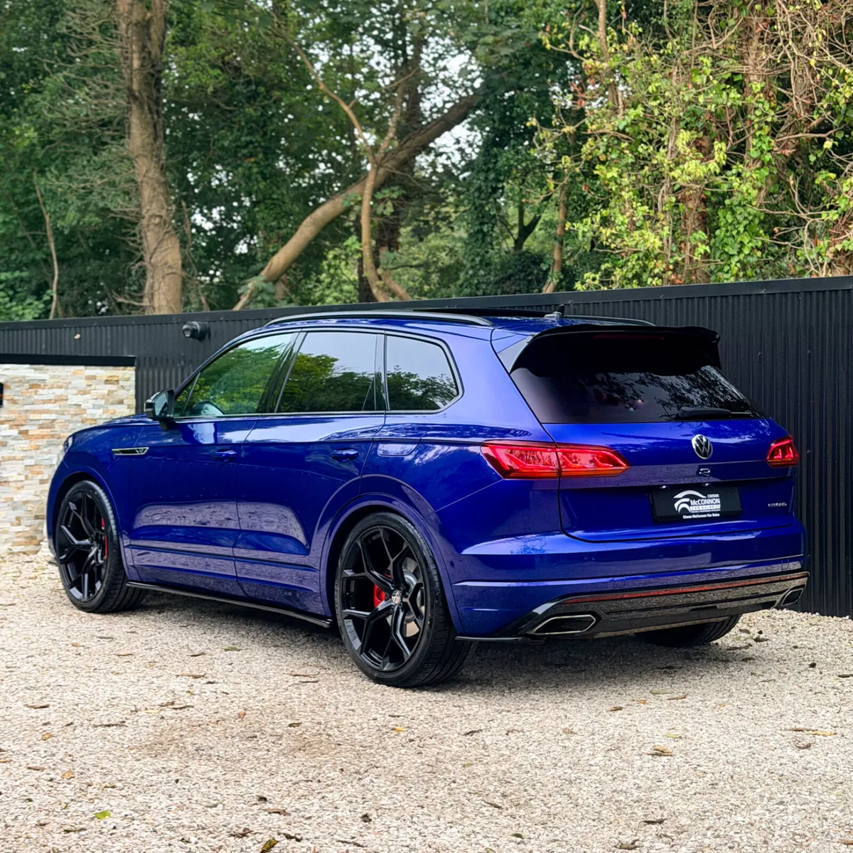 Volkswagen Touareg SUV, Petrol Plug-in Hybrid, 2023, Blue