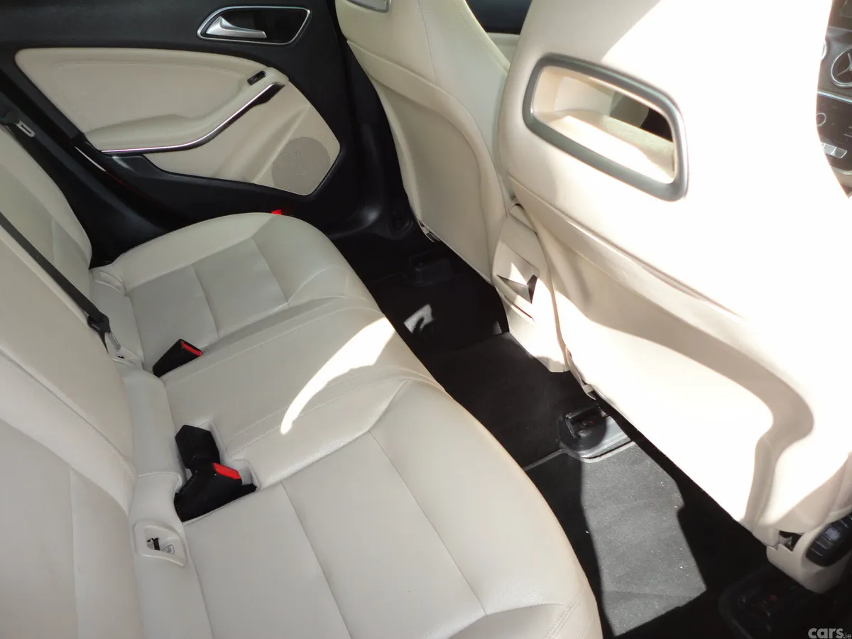 Mercedes-Benz CLA Saloon, Petrol, 2016, Red