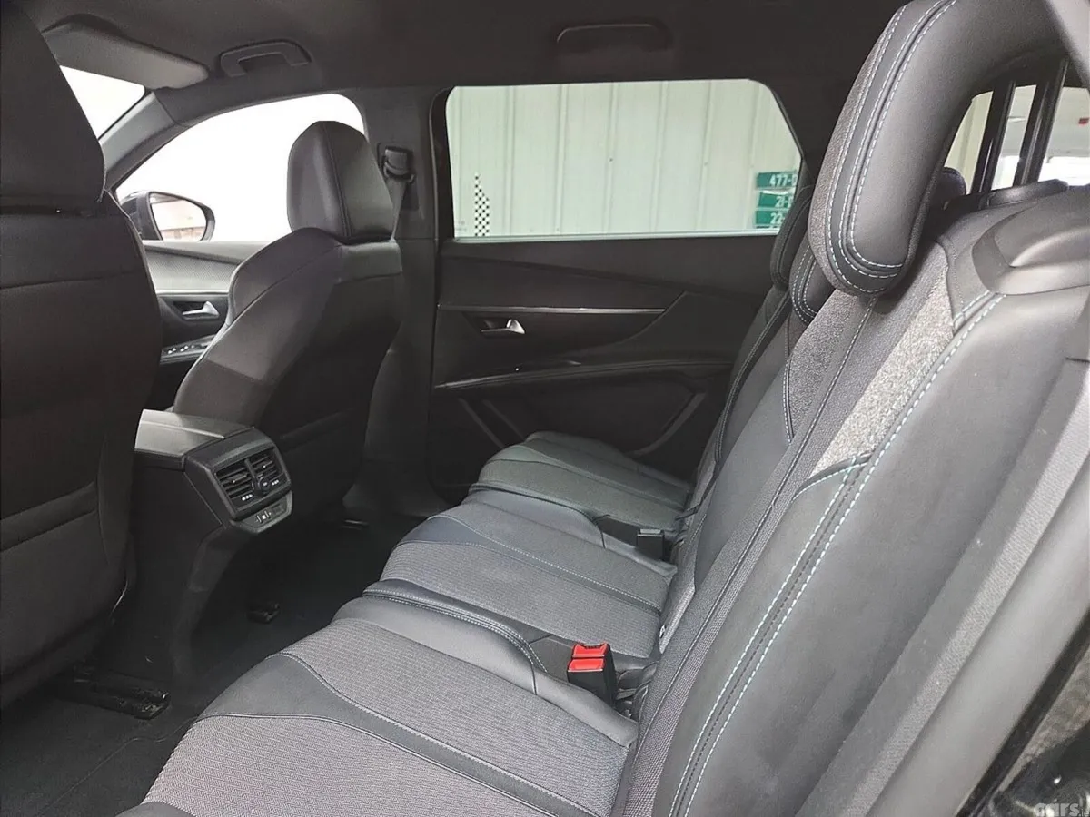 Peugeot 5008 MPV, Diesel, 2024, Black
