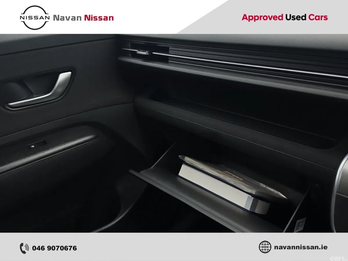 Hyundai KONA MPV, Petrol Hybrid, 2024, White