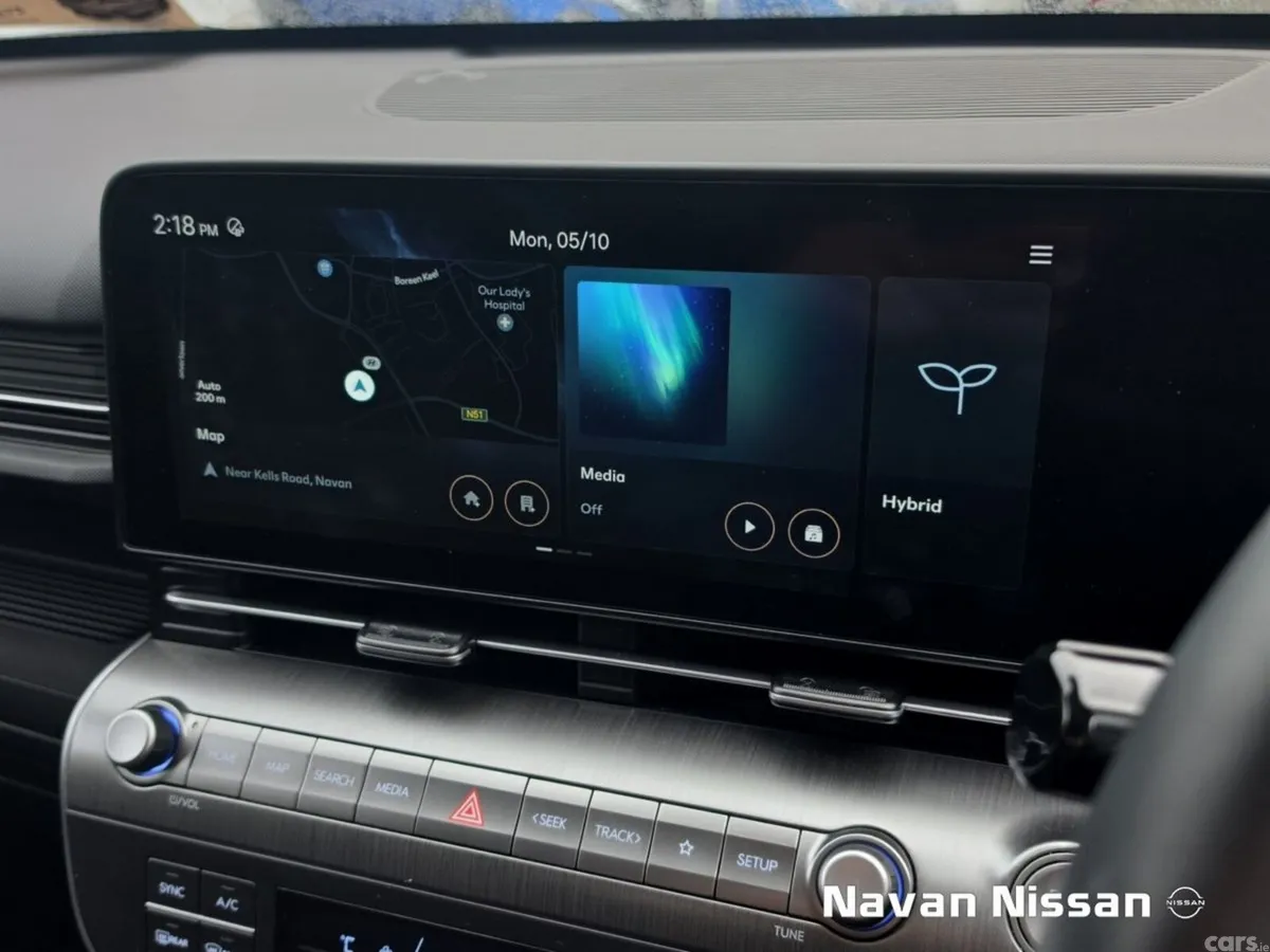 Hyundai KONA MPV, Petrol Hybrid, 2024, White