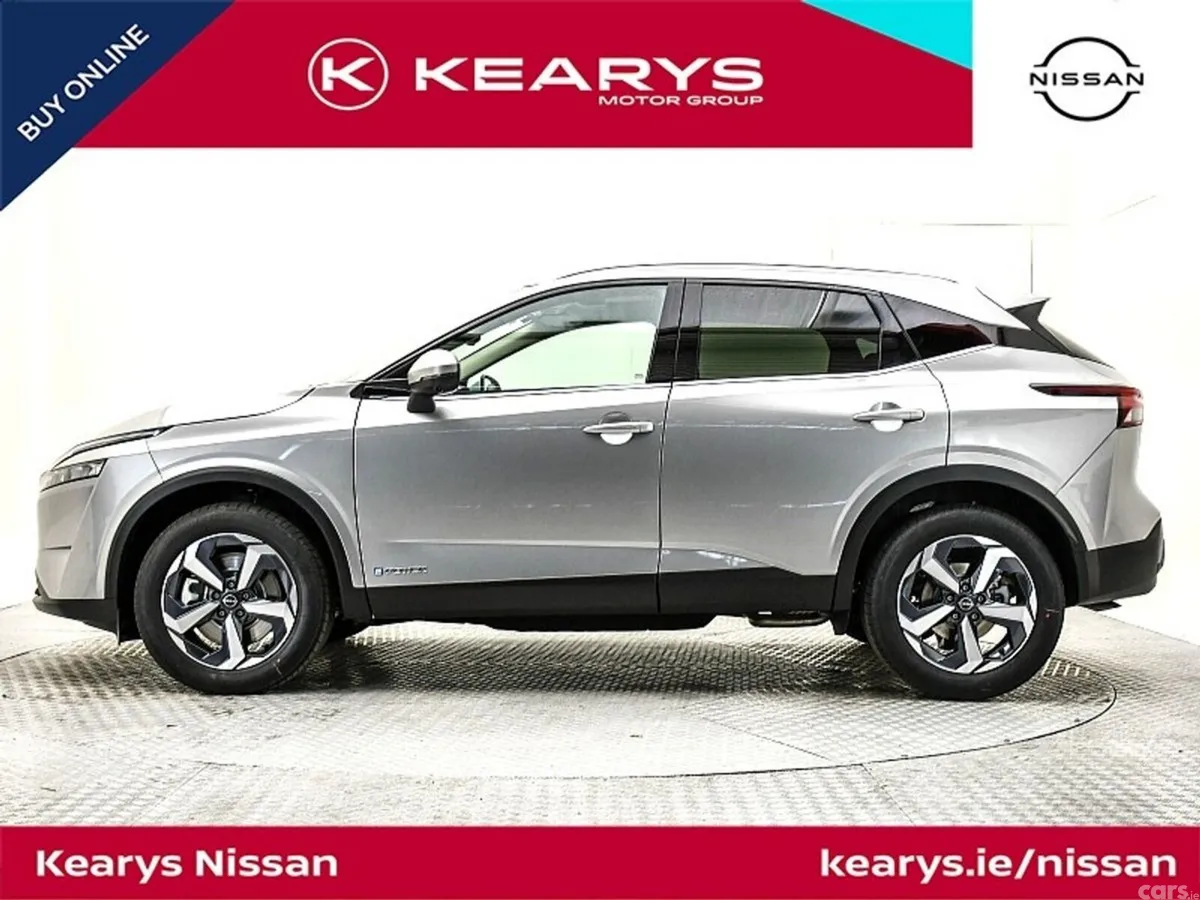 Nissan Qashqai SUV, Petrol, 2023, Silver