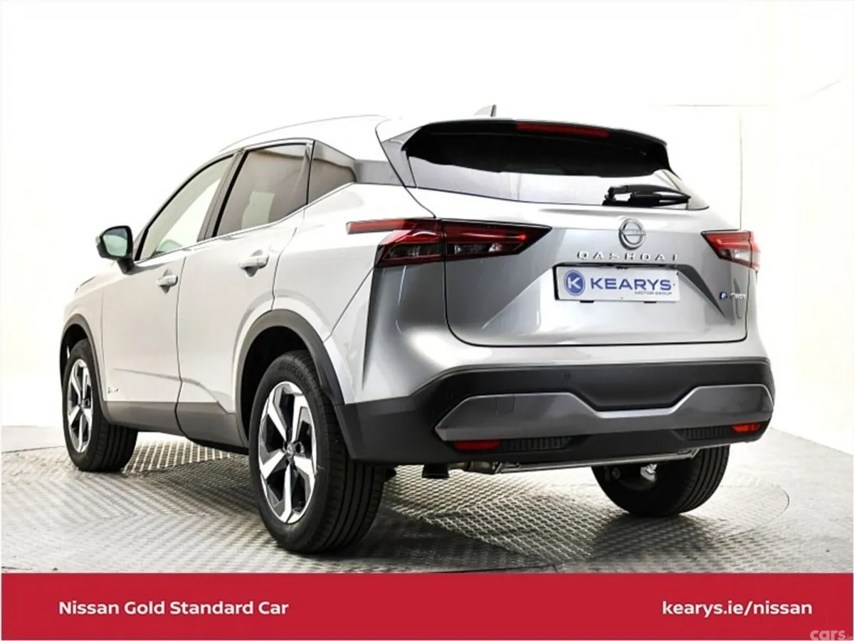 Nissan Qashqai SUV, Petrol, 2023, Silver