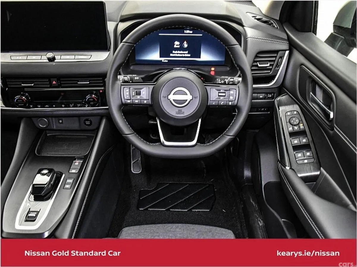 Nissan Qashqai SUV, Petrol, 2023, Silver