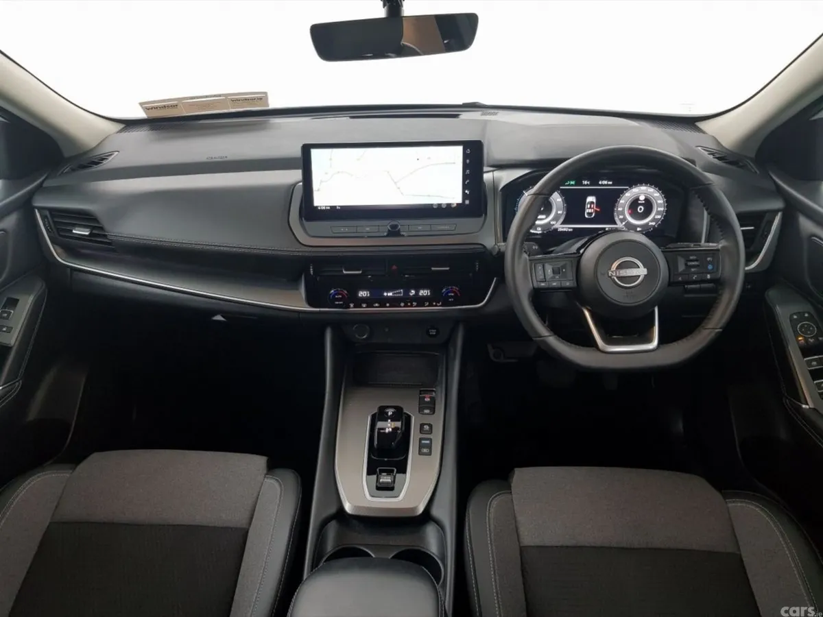 Nissan Qashqai MPV, Petrol Hybrid, 2026, White