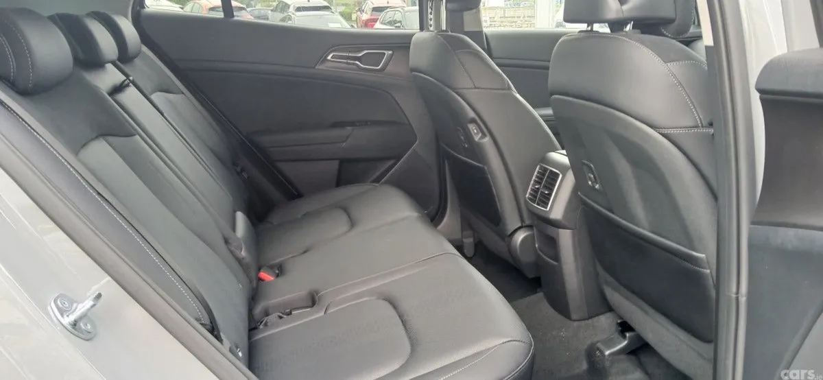 Kia Sportage SUV, Diesel Hybrid, 2026, Grey
