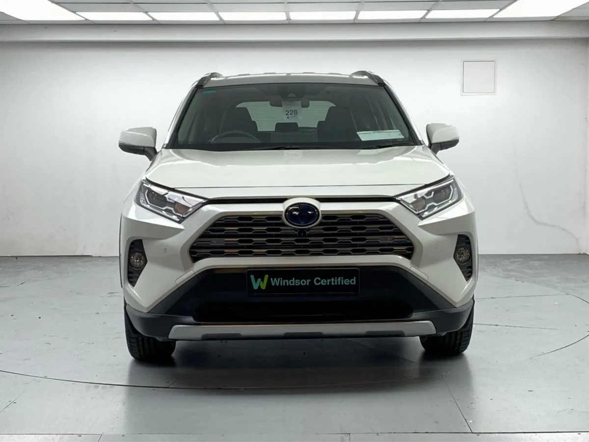 Toyota RAV4 SUV, Petrol Hybrid, 2021, White