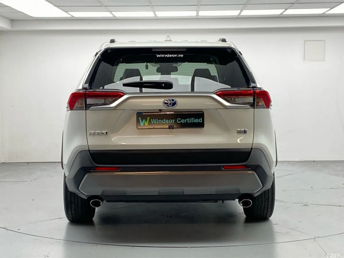 Toyota RAV4 SUV, Petrol Hybrid, 2021, White