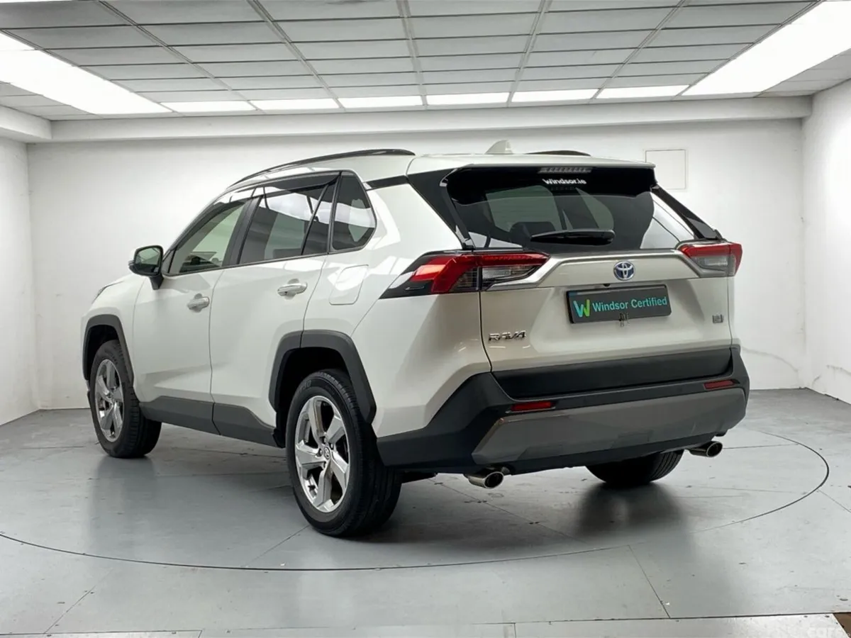 Toyota RAV4 SUV, Petrol Hybrid, 2021, White