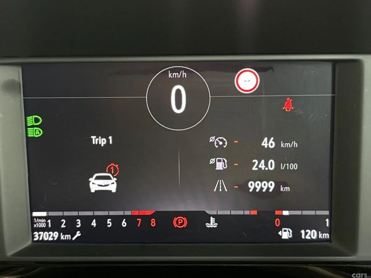 Opel Mokka SUV, Petrol, 2023, Red