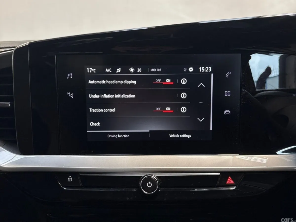 Opel Mokka SUV, Petrol, 2023, Red