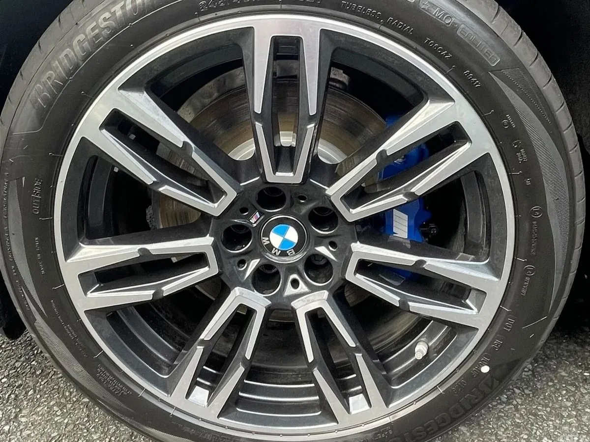 BMW 5-Series Saloon, Petrol Plug-in Hybrid, 2026, Grey